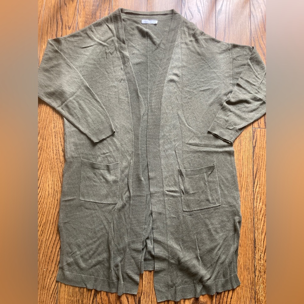 Sage green cardigan with pockets